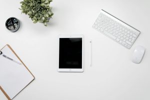 Clavier ipad ergonomique : prévenir les TMS et les douleurs