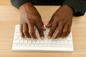 Majuscule accentuée au clavier : saisie et ergonomie