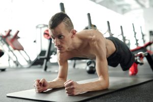Gainage dynamique : stabiliser le tronc et prévenir les TMS